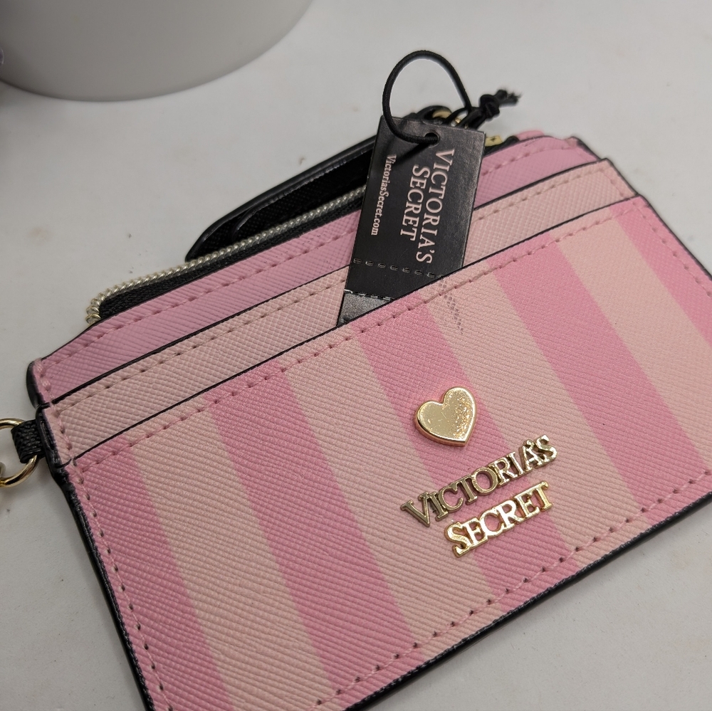 Victoria's Secret Pink Stripe Cardholder with Gold Heart Keyring - Picture 3 of 5